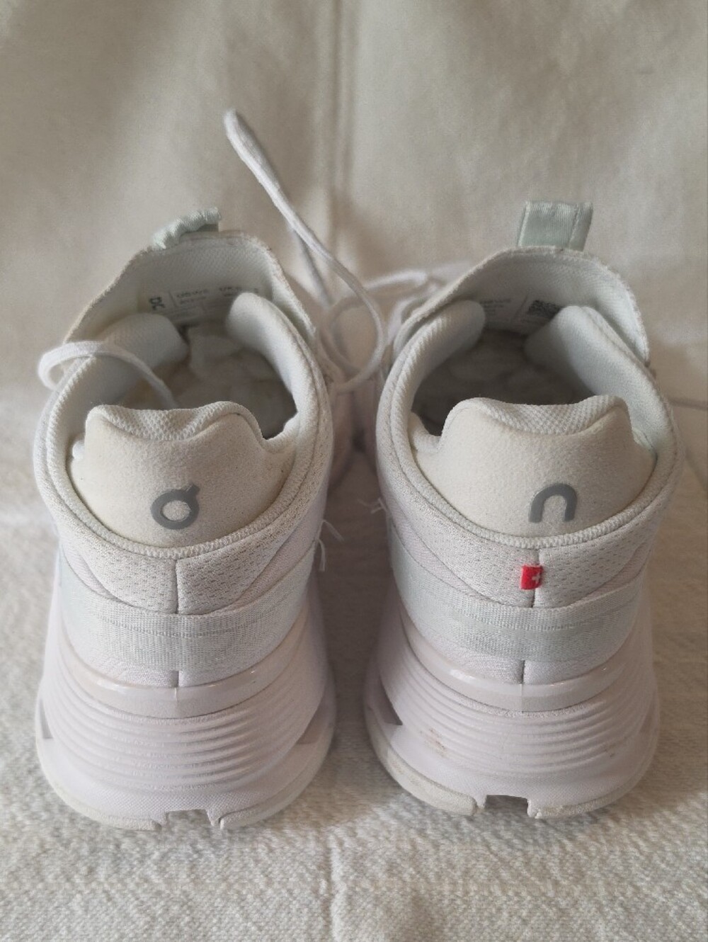 On Running On Cloudnova 2 Women's White Athletic Sneakers - Picture 3 of 15